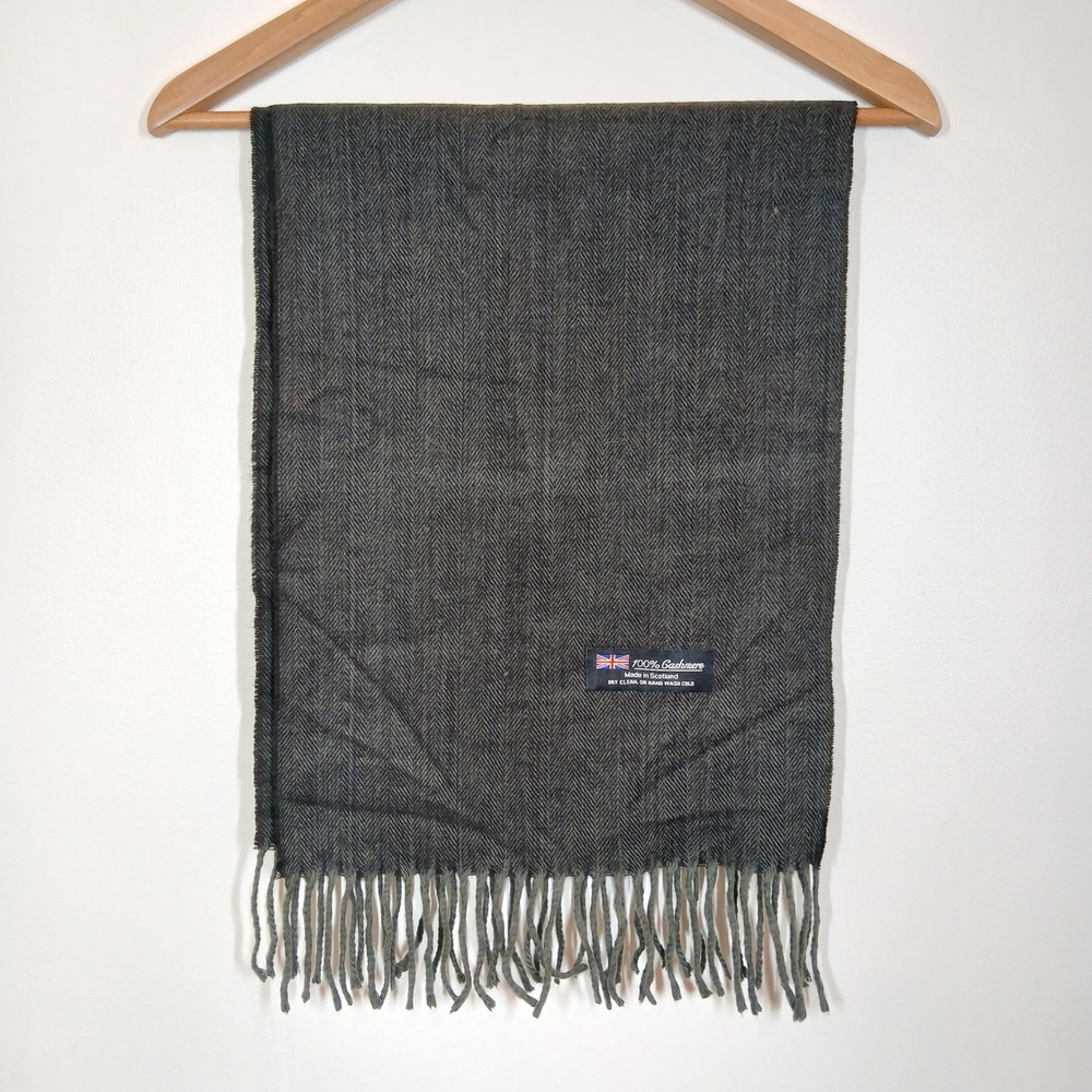 Scarf Men Gray 100% Cashmere Herringbone Fringe Scotland Classic Heritage